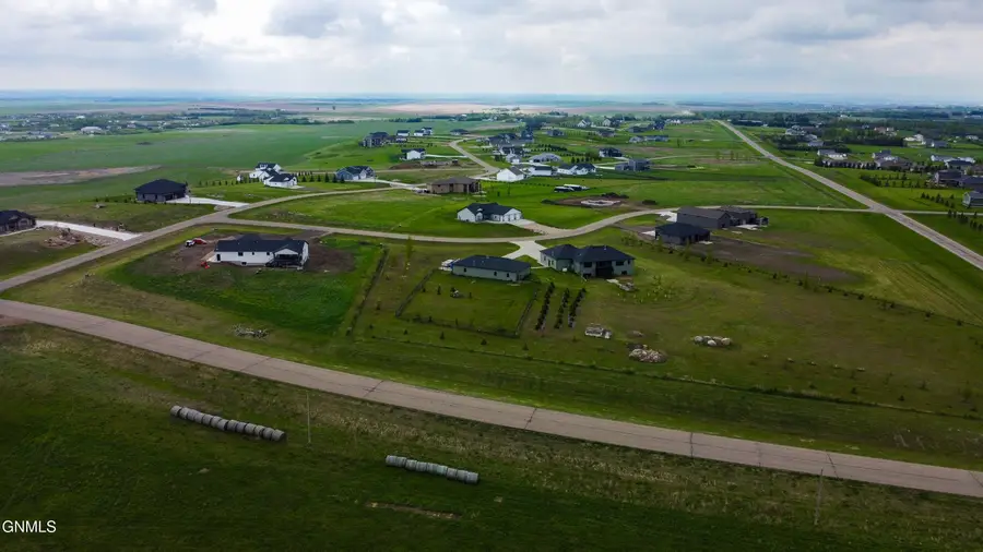 6605 Shoal Drive, Bismarck, ND 58503 - #2