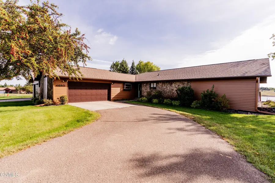 4650 4th Avenue Nw, Jamestown, ND 58401 - #2