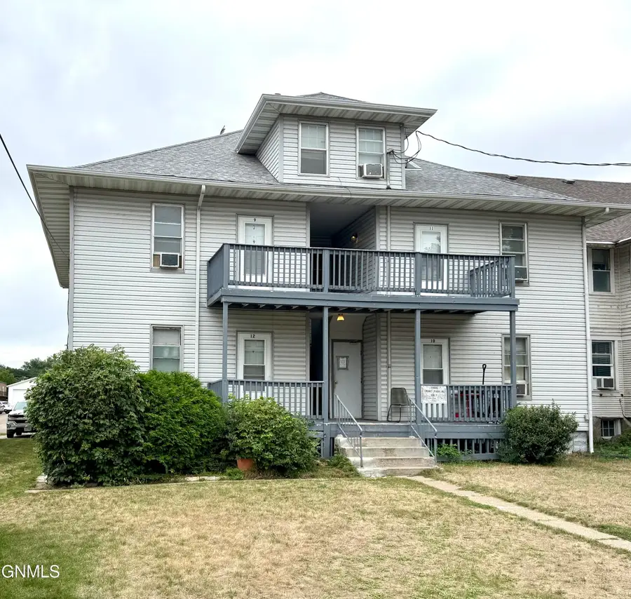 615 6th Street, Bismarck, ND 58501 - #2