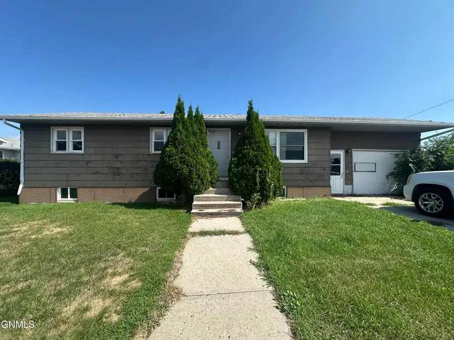 513 3rd Street E, Napoleon, ND 58561 - #2