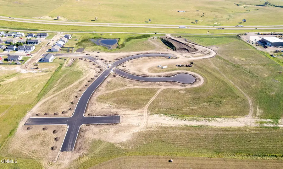5003 Rimrock Avenue Nw, Mandan, ND 58554 - #3