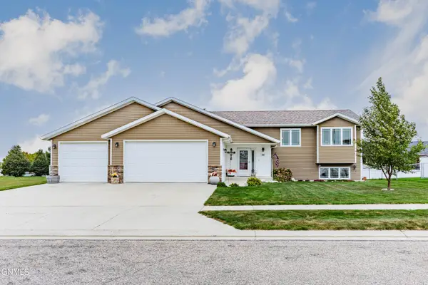 702 Lincoln Court Se, Mandan, ND 58554
