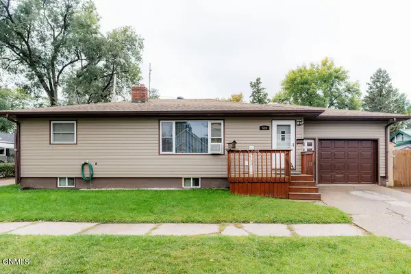 539 3rd Street Sw, Jamestown, ND 58401