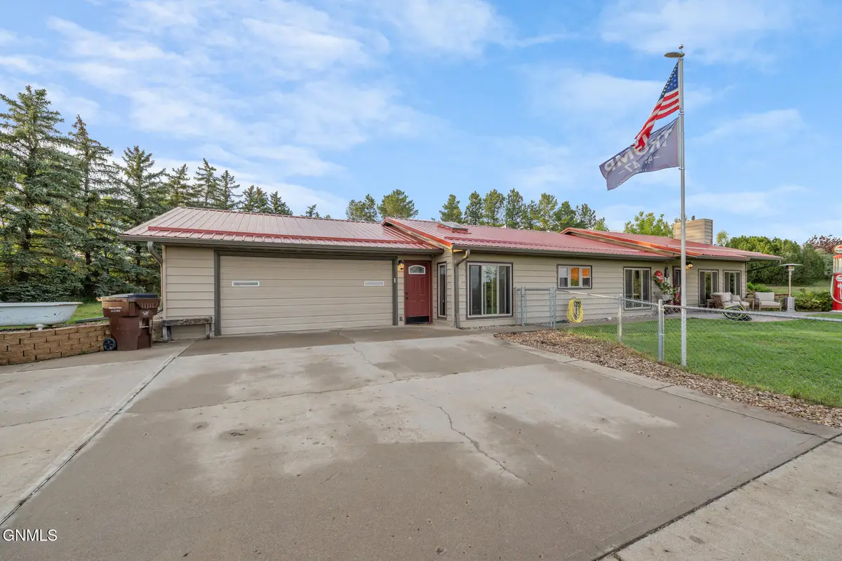 14063 48th Street Nw, Williston, ND 58801 - #1