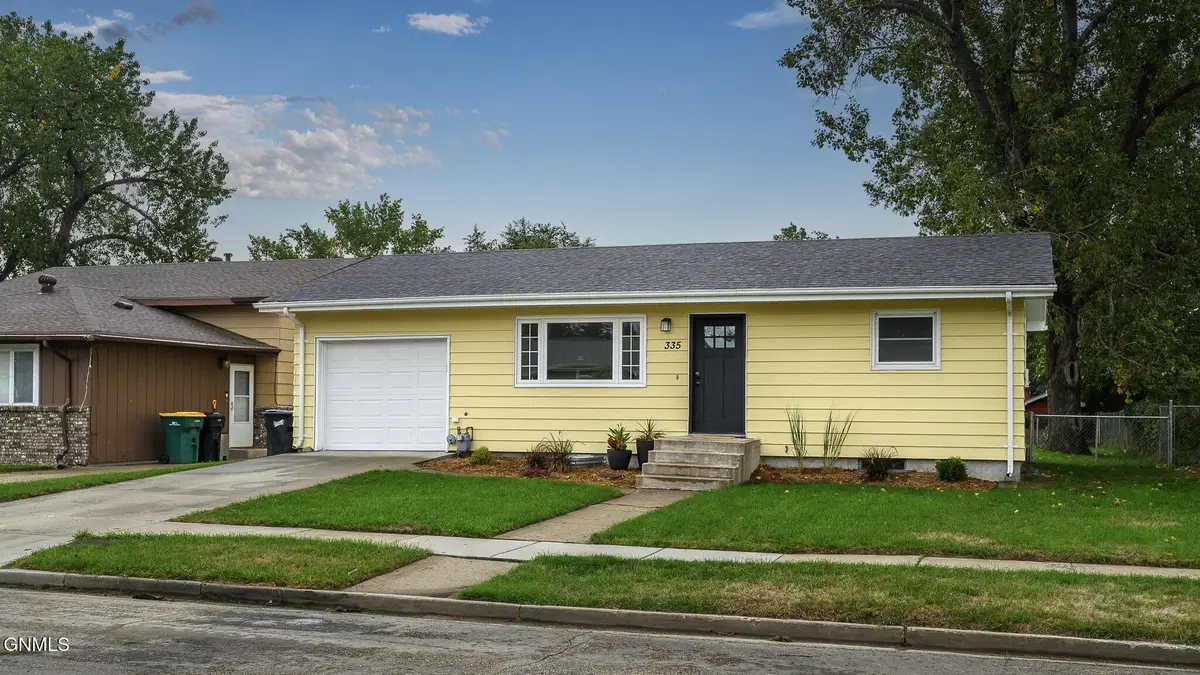 335 W Ingals Avenue W, Bismarck, ND 58504 - #1