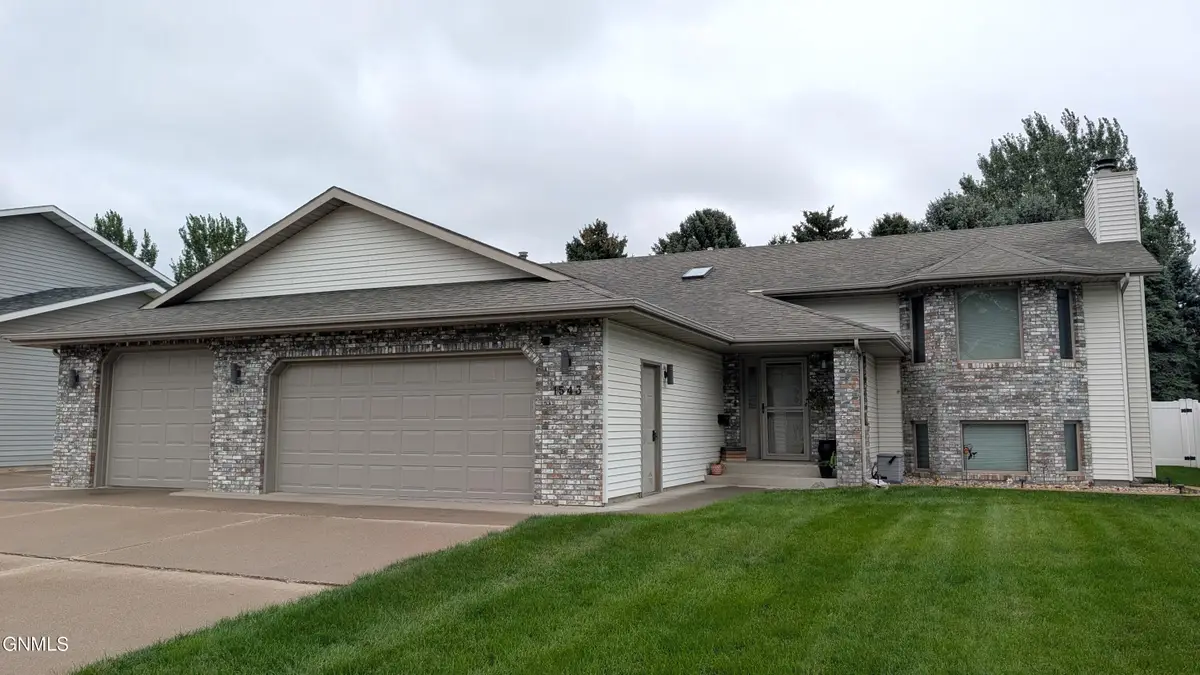 1543 Billings Drive, Bismarck, ND 58504 - #1