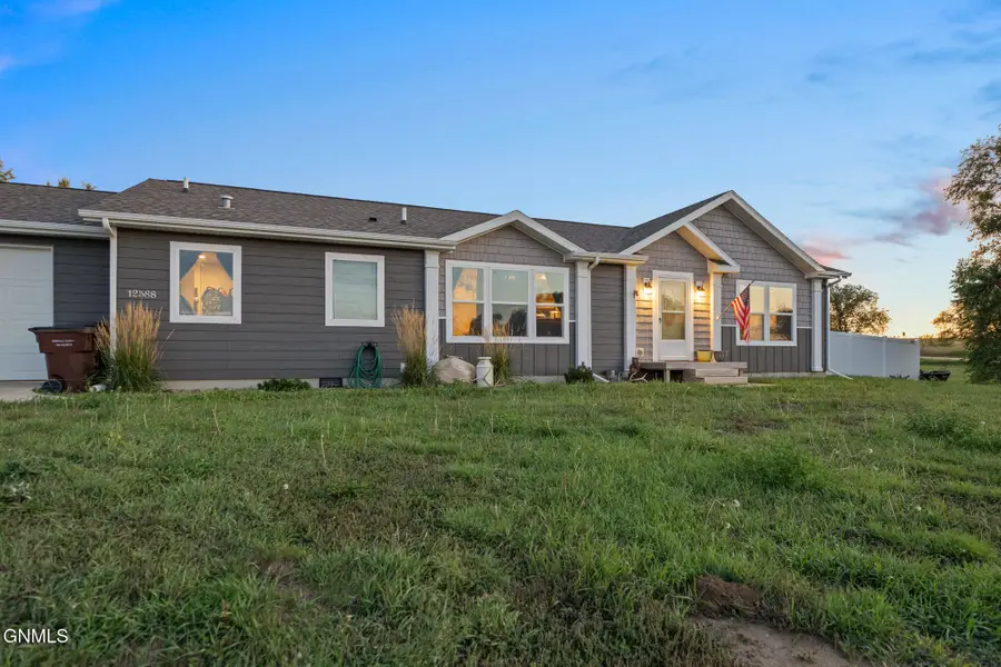 12588 32nd A Street Nw, Watford City, ND 58854 - #3