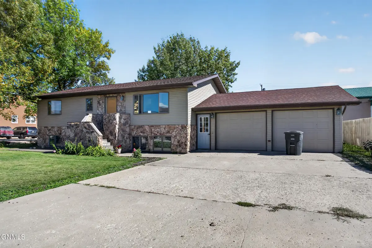 209 Main Street N, Tioga, ND 58852 - #1