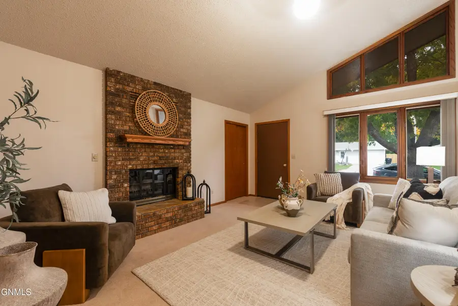 1615 Omaha Drive, Bismarck, ND 58504 - #2