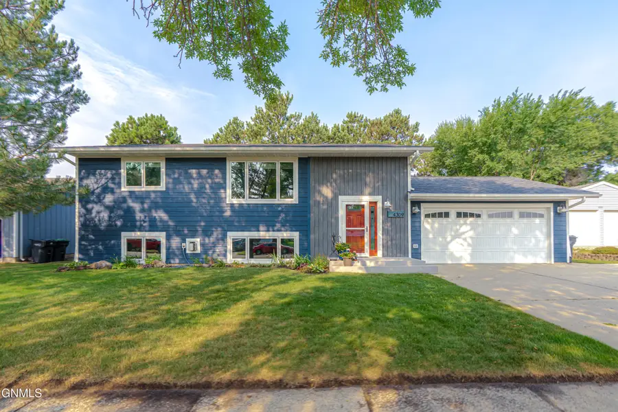 4309 41st Avenue Nw, Mandan, ND 58554 - #2