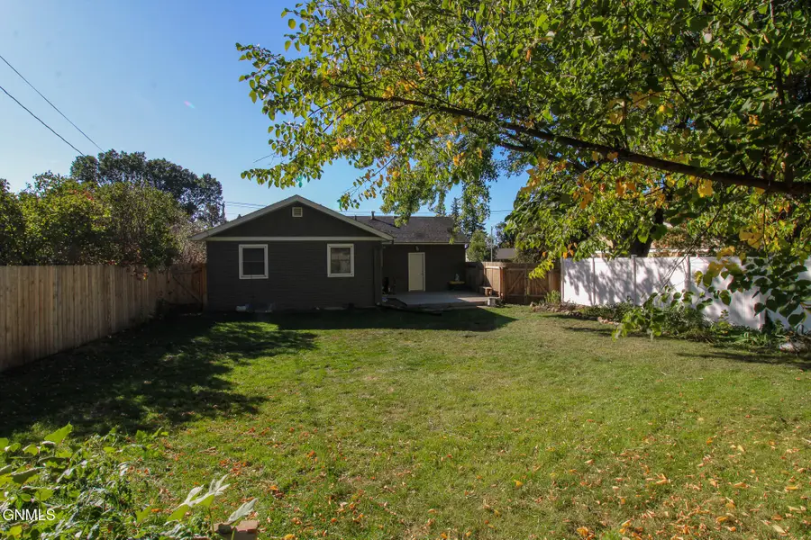 904 W Ave C, Bismarck, ND 58501 - #3