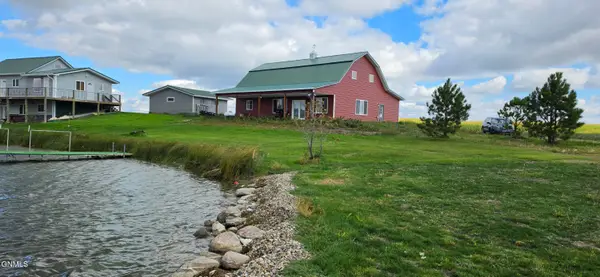 166 Shoreline Drive S, Dawson, ND 58428