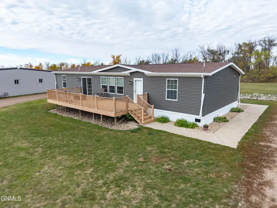 51 Nd-200, Hazen, ND 58545 - #2