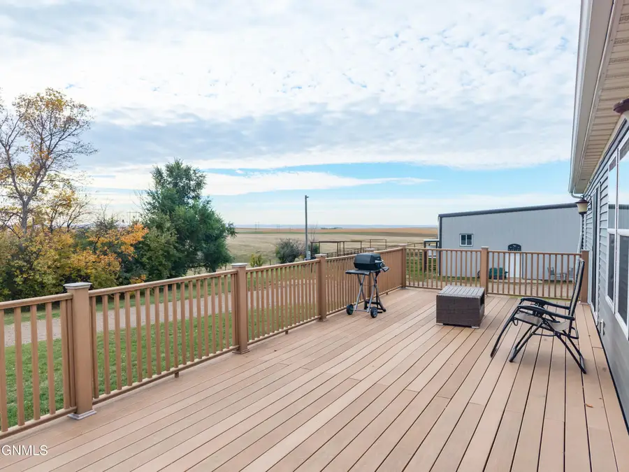 51 Nd-200, Hazen, ND 58545 - #3