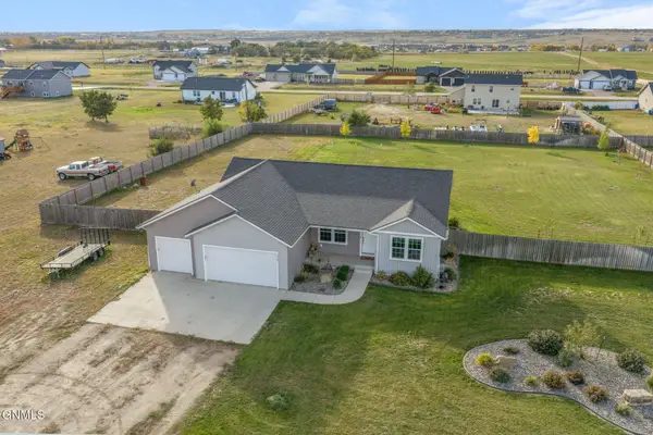 5467 Clear Water Lane, Williston, ND 58801