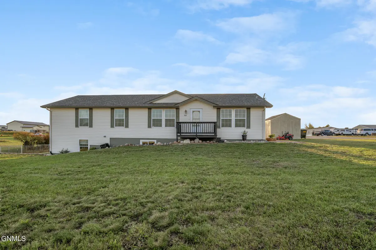 5451 138th Avenue Nw #302, Williston, ND 58801 - #1