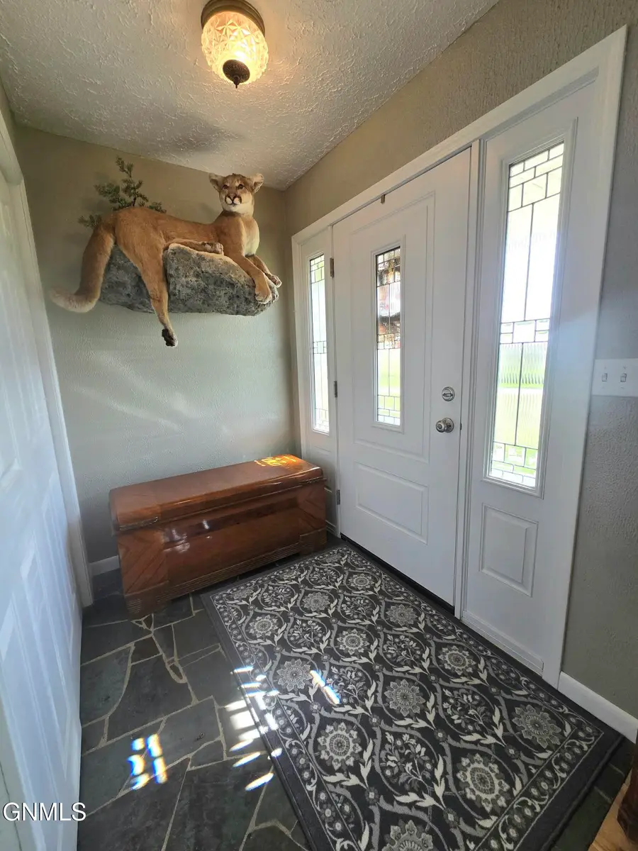2932 134th Avenue Nw, Arnegard, ND 58835 - #3