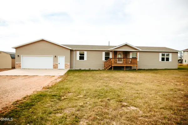 14 Sunrise Estates Road, Watford City, ND 58854