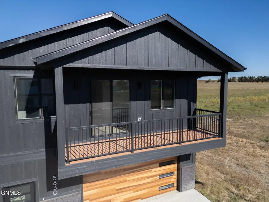 5830 28th Avenue Se, Lincoln, ND 58504 - #3