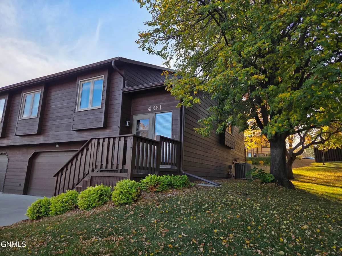 401 Brandon Drive E, Bismarck, ND 58503 - #1