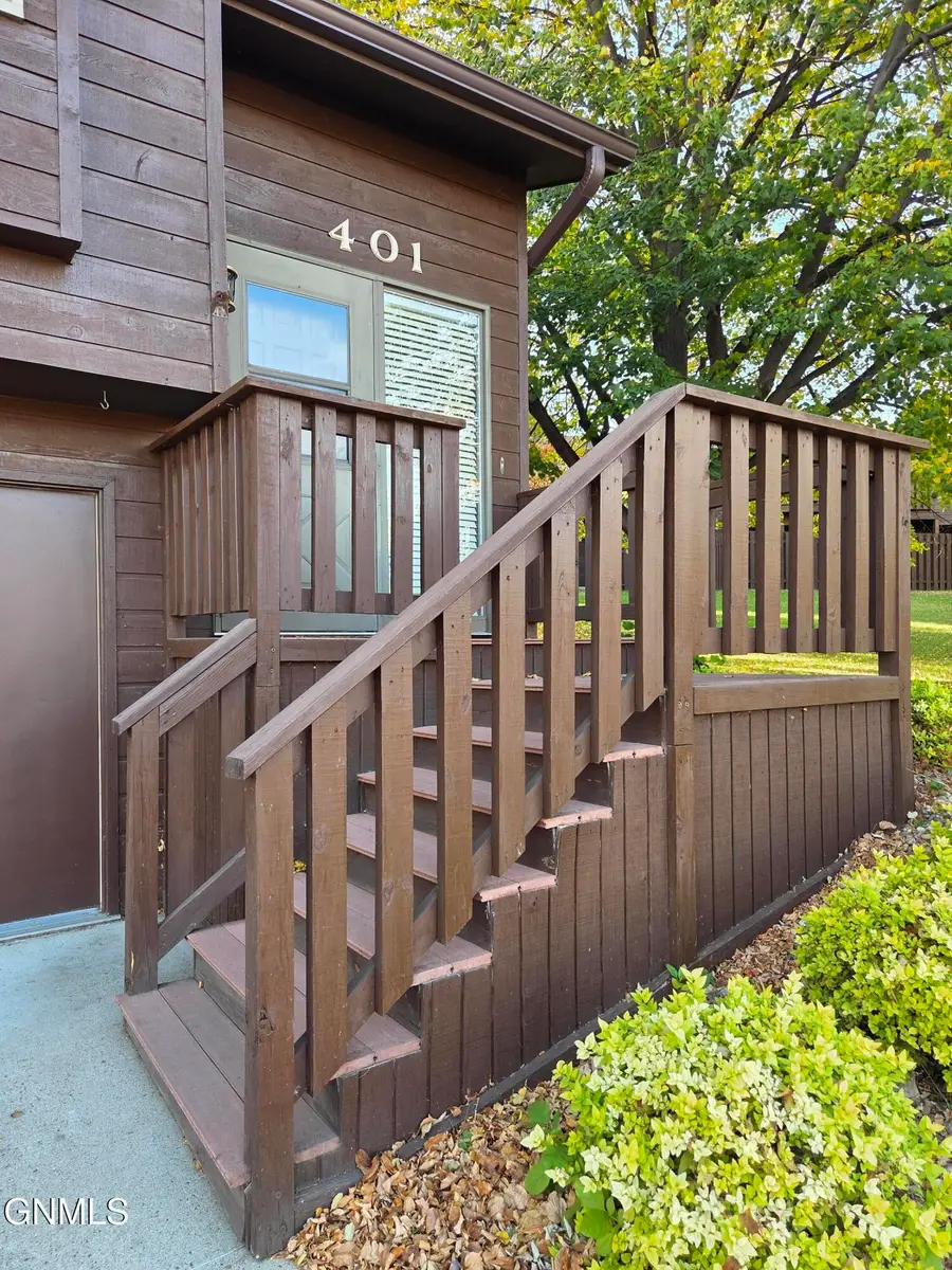 401 Brandon Drive E, Bismarck, ND 58503 - #3