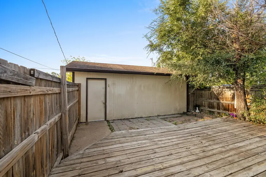 224 SE 11th Ave, Minot, ND 58701 - Image #3