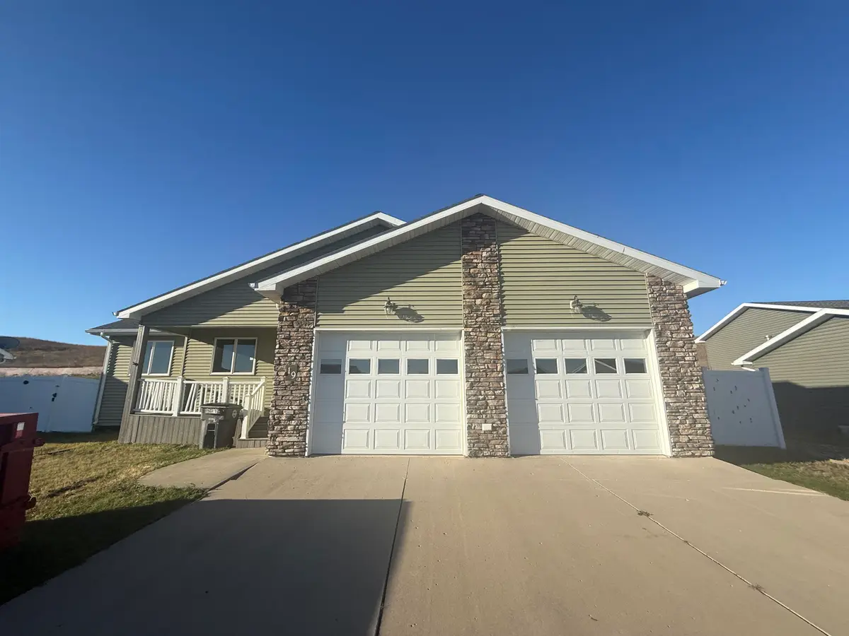 19 Robert St, Burlington, ND 58722 - #1