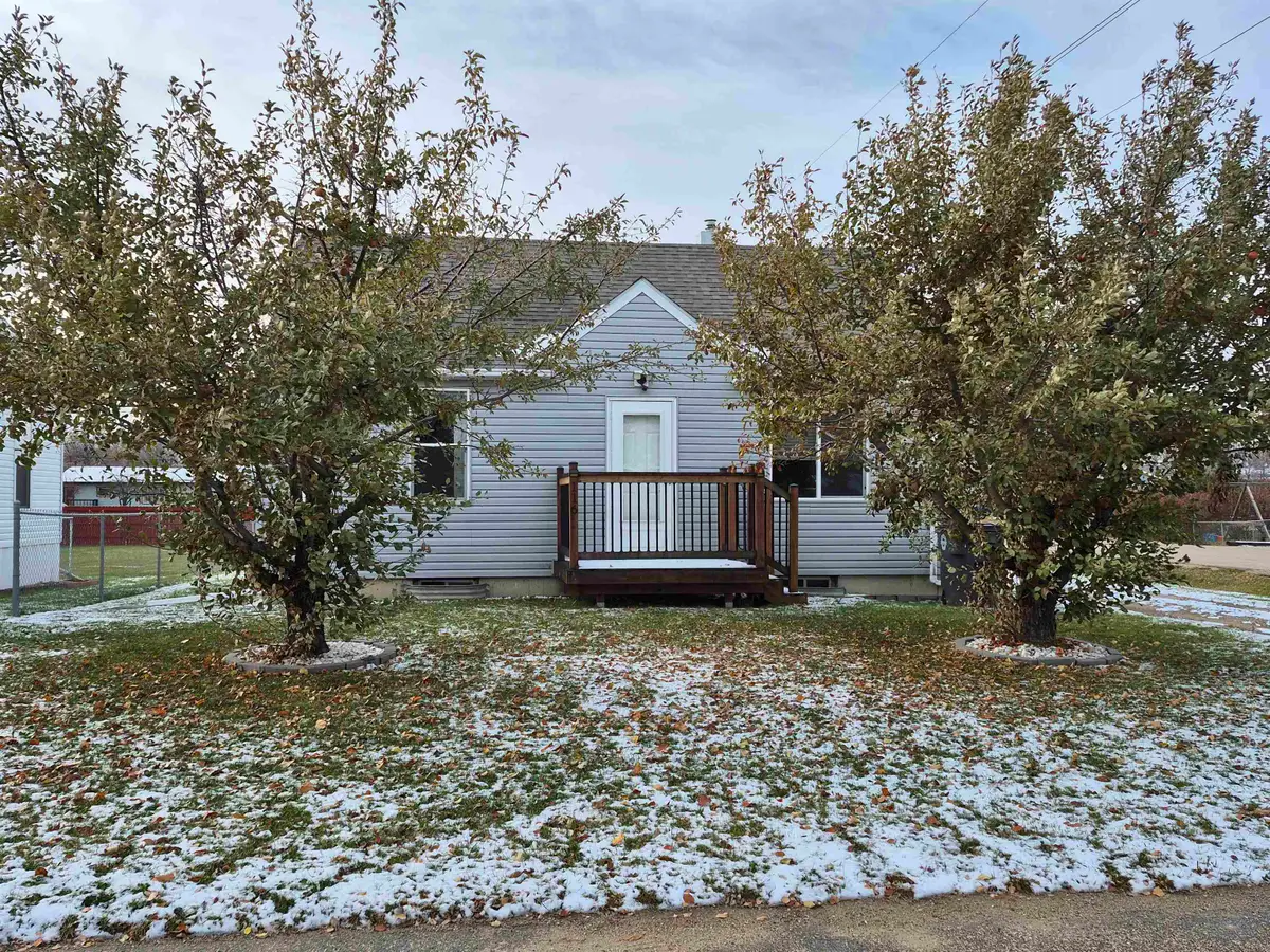 116 1ST AVE NE, Surrey, ND 58785 - Image #1