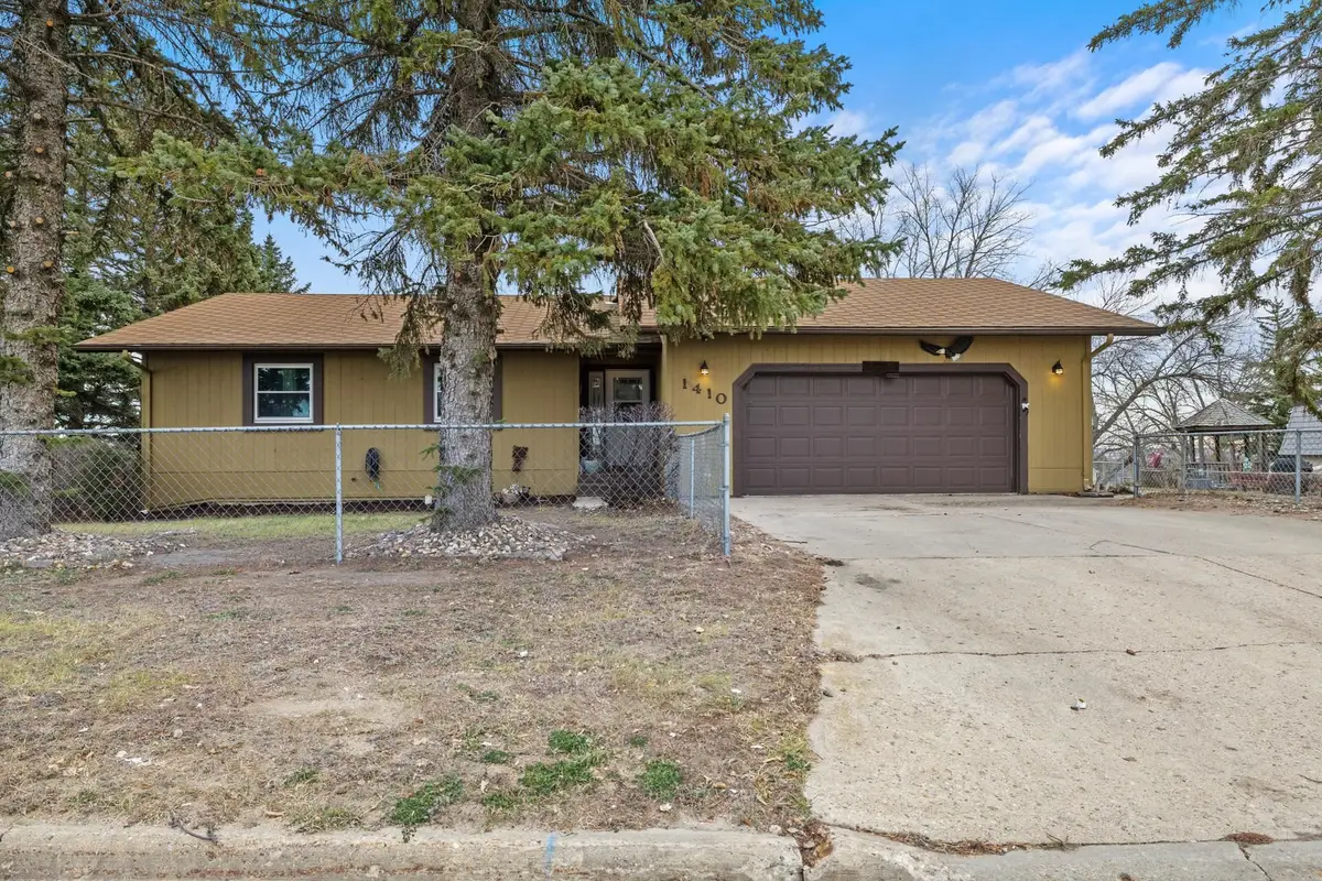 1410 1ST ST NE, Minot, ND 58701 - Image #1