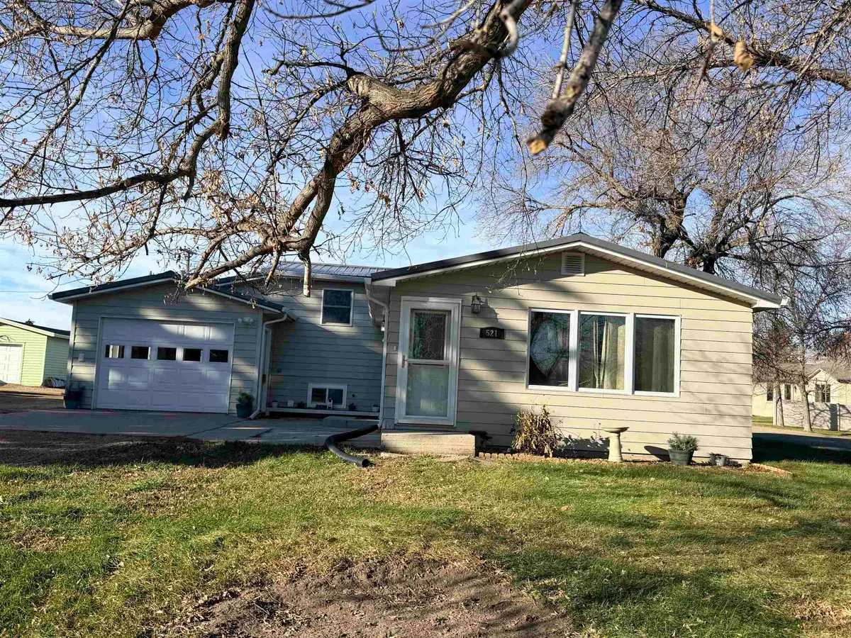521 Berthold St NE, Berthold, ND 58718 - #1