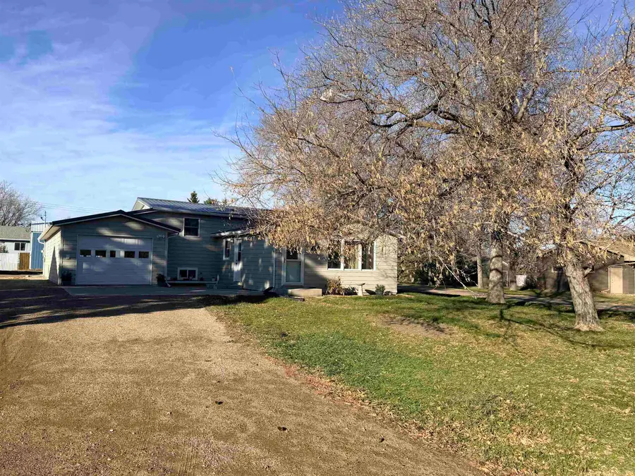521 Berthold St NE, Berthold, ND 58718 - #3