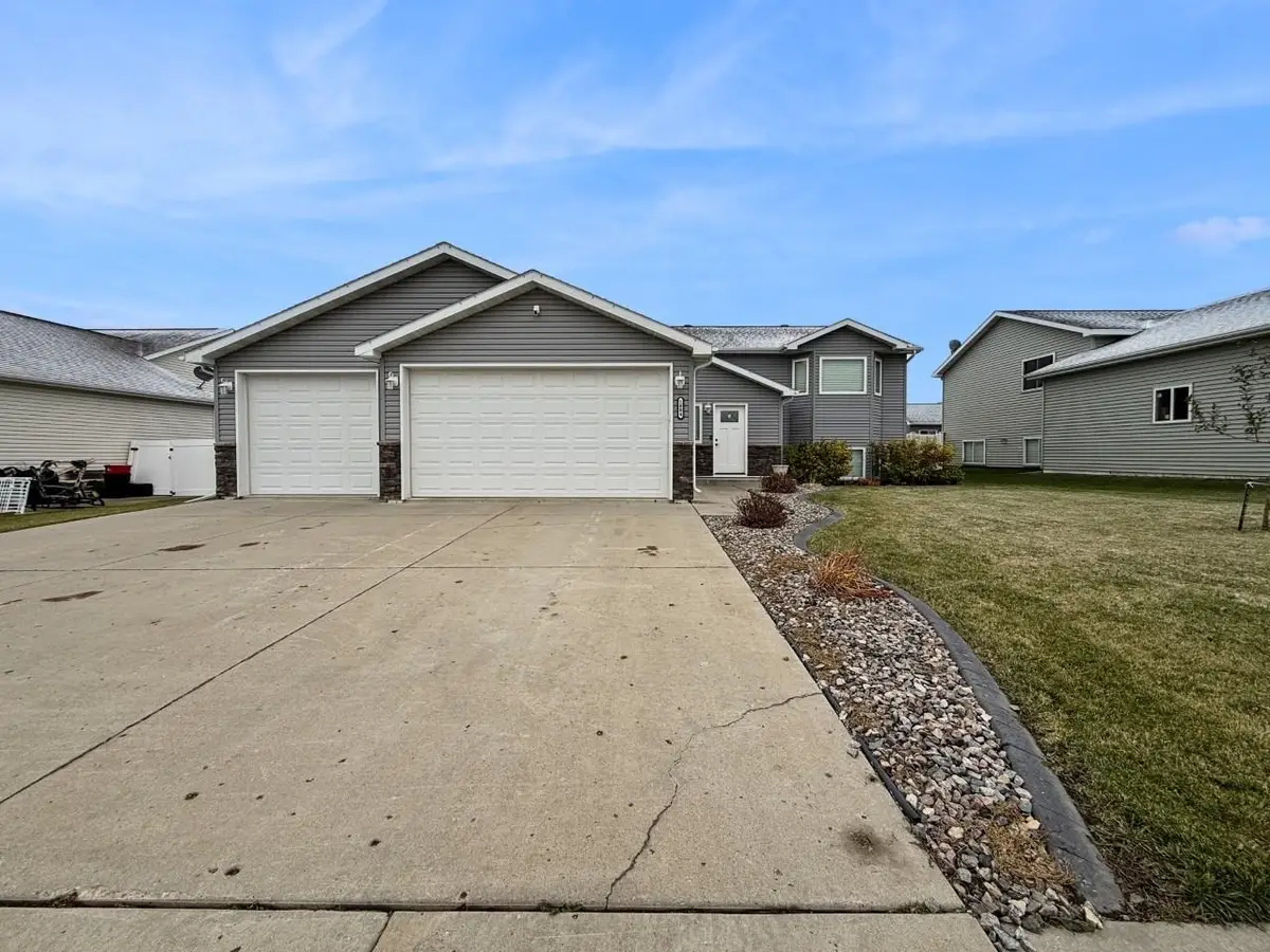 1804 28th St. NW, Minot, ND 58703 - Image #1