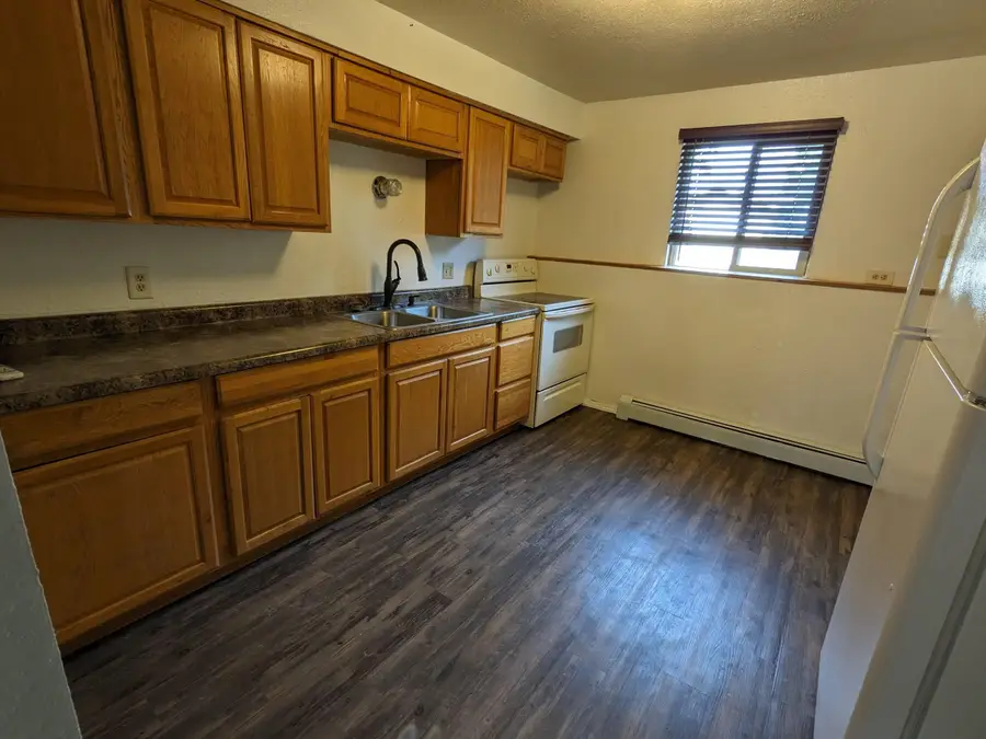 409 Parkway Drive, Burlington, ND 58722 - Image #3