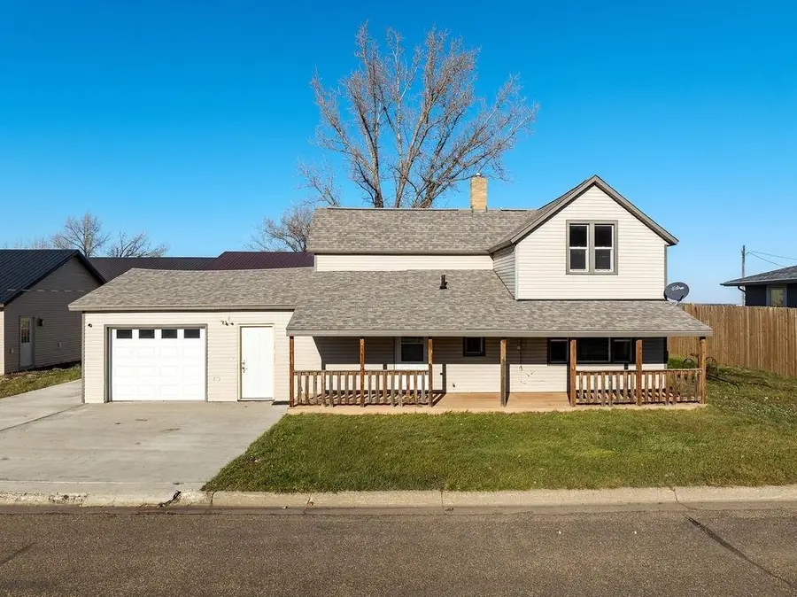 118 2nd Ave E, Turtle Lake, ND 58575 - Image #2