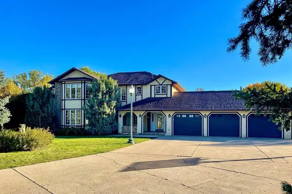 2200 24th Ave, Minot, ND 58701