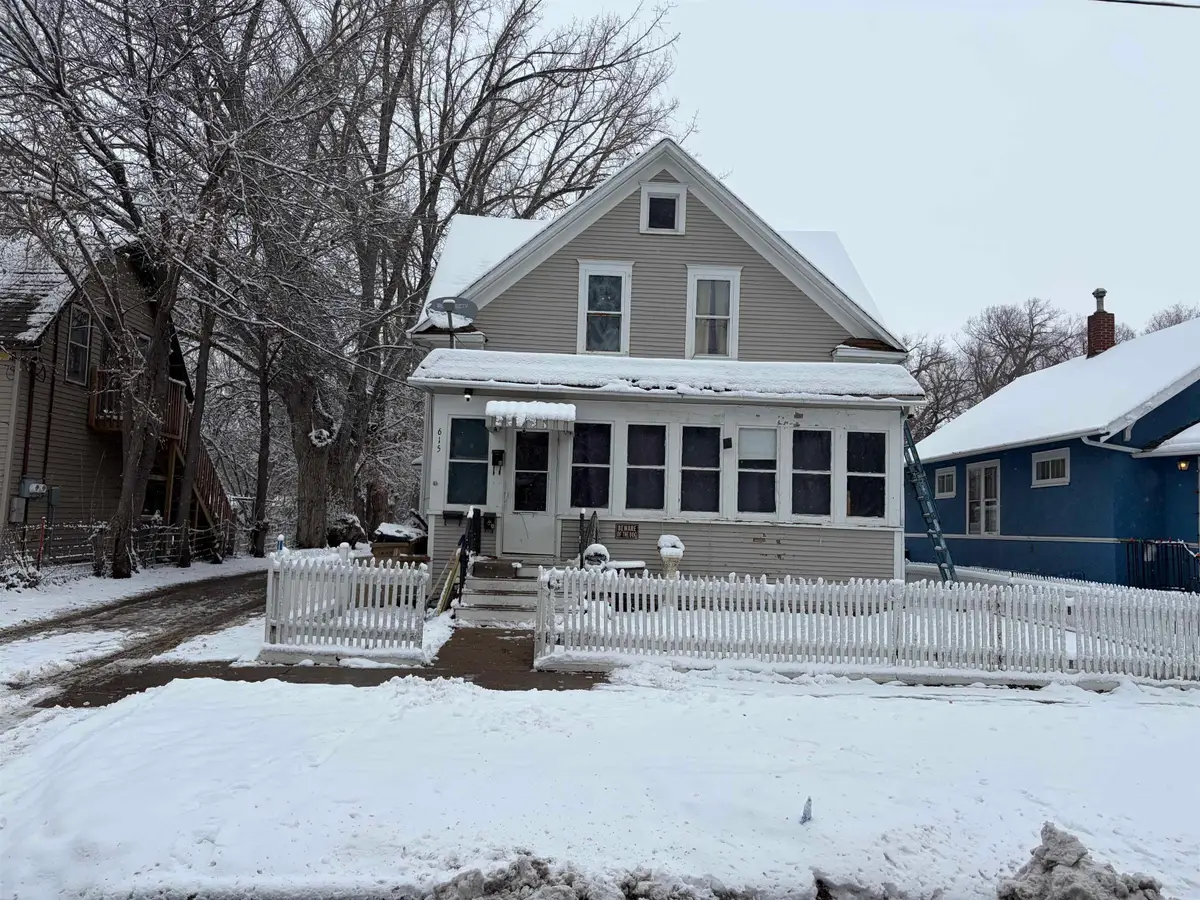 615 6th Ave NE, Minot, ND 58703 - Image #1