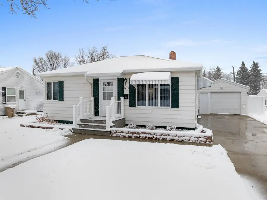 1429 5TH ST SW, Minot, ND 58701 - Image #2