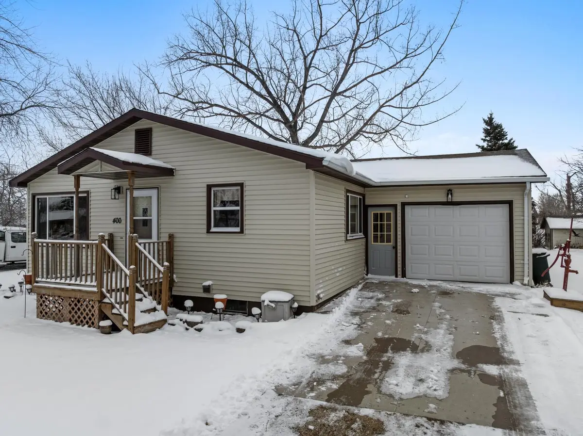 400 Moore Ave NE, Berthold, ND 58718 - Image #1