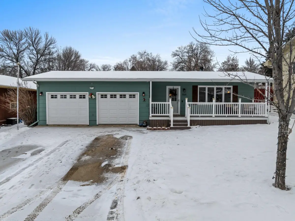 1501 10th St SW, Minot, ND 58701 - Image #1