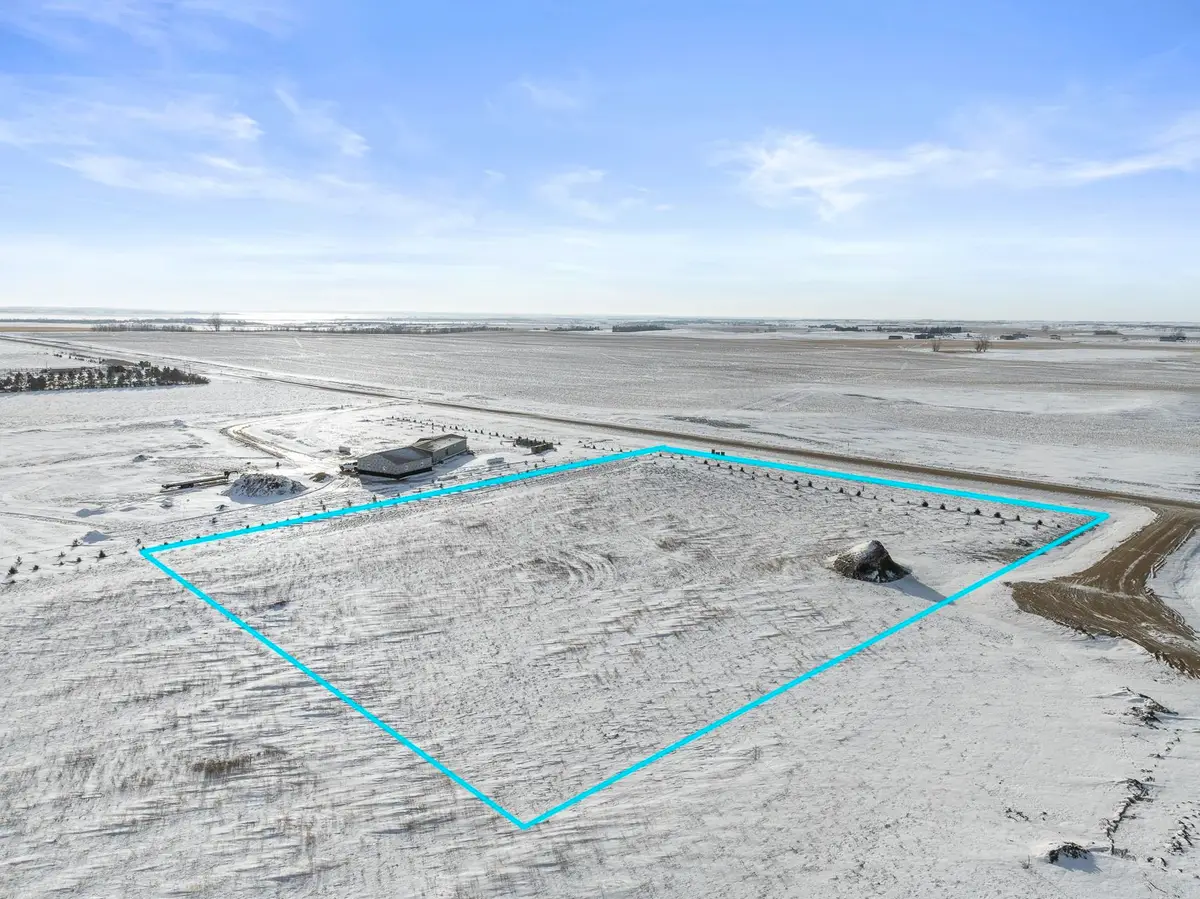 3594 15x St NW, Garrison, ND 58540 - Image #1