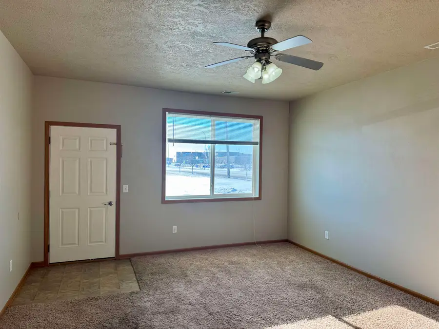 1339 34th Ave SE SE, Minot, ND 58701 - Image #3