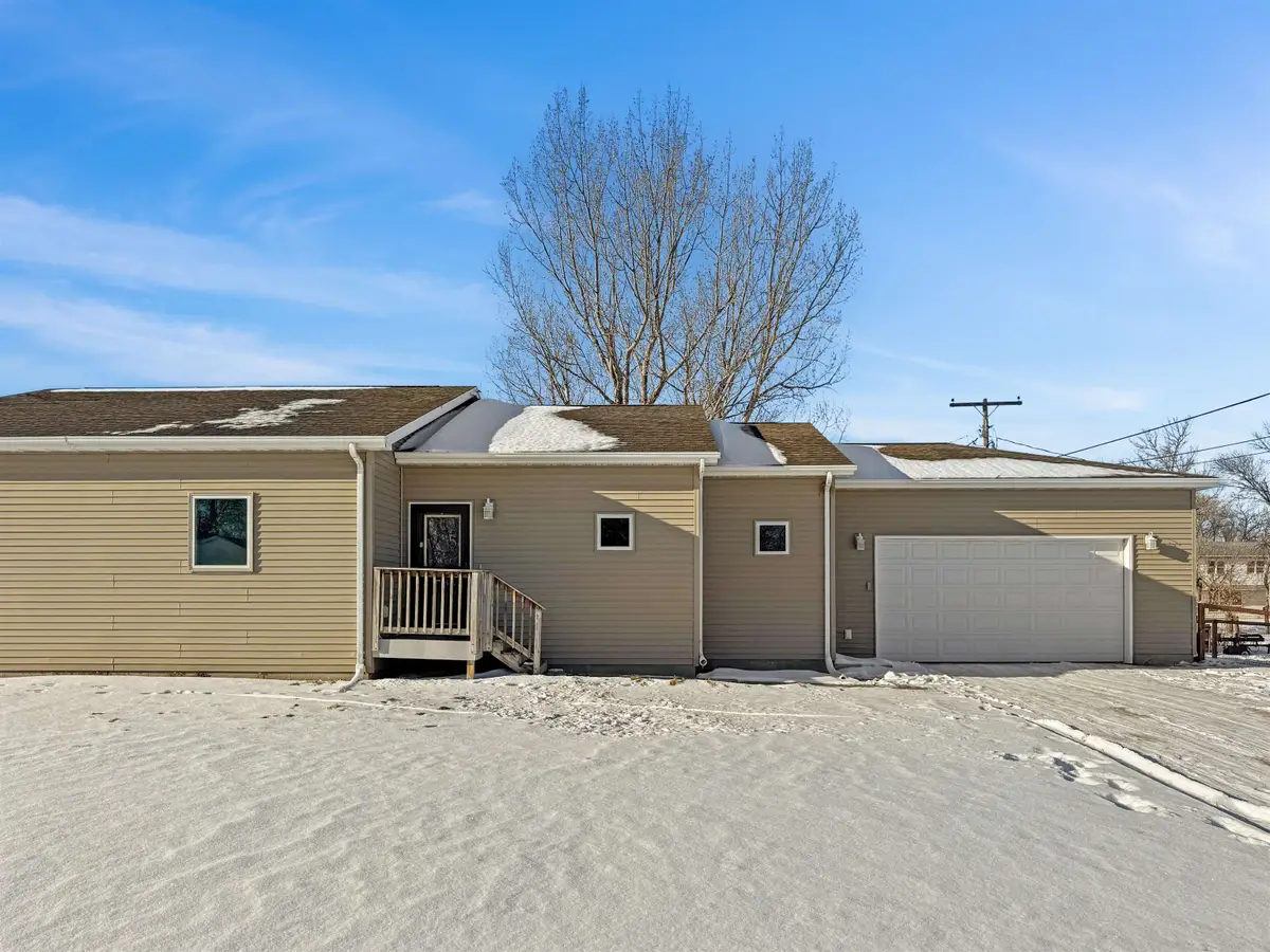 403 1st Ave N, Glenburn, ND 58740 - Image #1