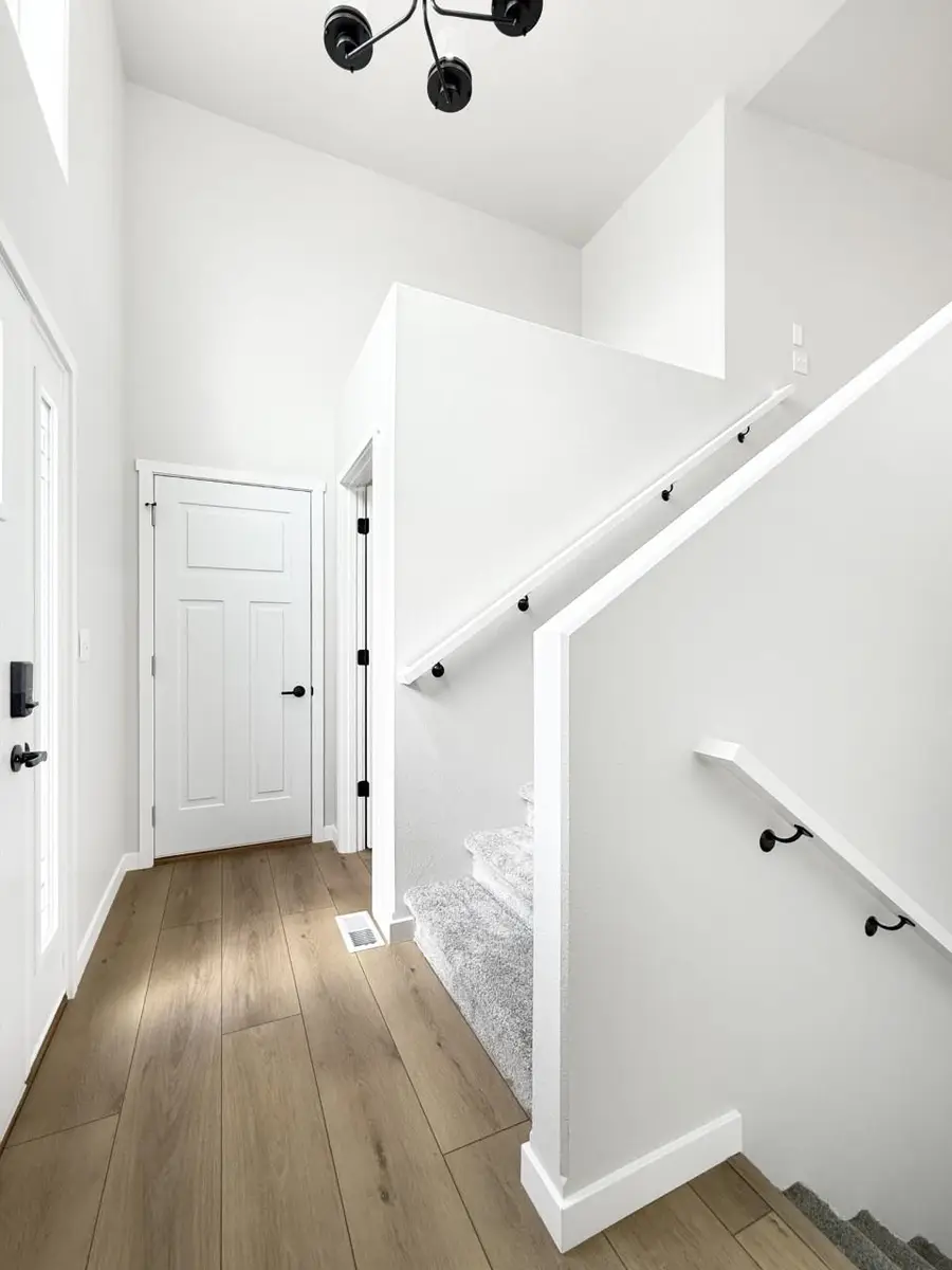 328 7th Ave. SW, Surrey, ND 58785 - #2