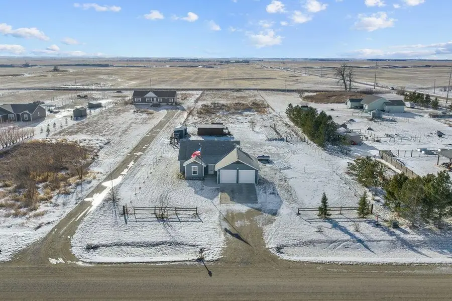 6091 SW 59th Ave, Minot, ND 58701 - Image #3