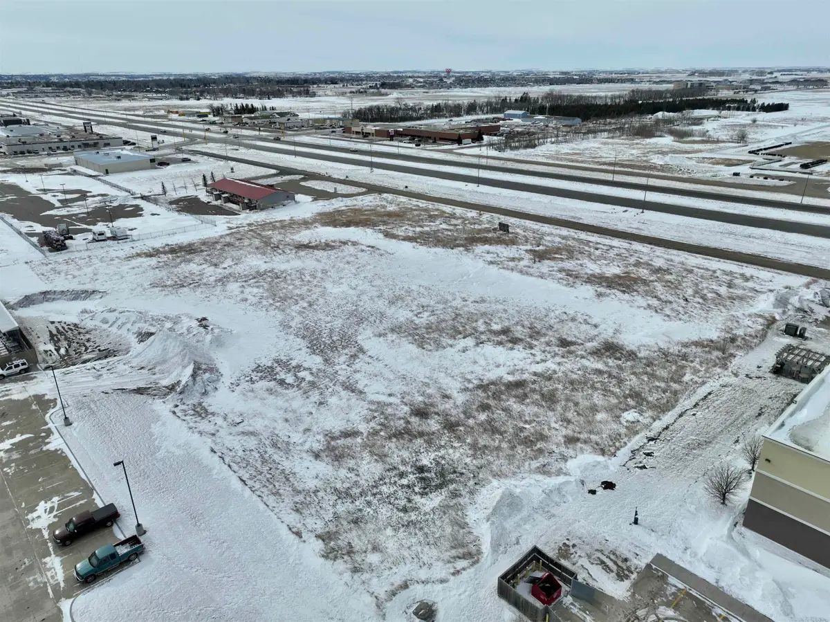 3908 N Broadway, Minot, ND 58703 - Image #1