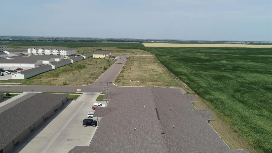 2021 & 2023 35th St NW, Minot, ND 58703 - Image #2