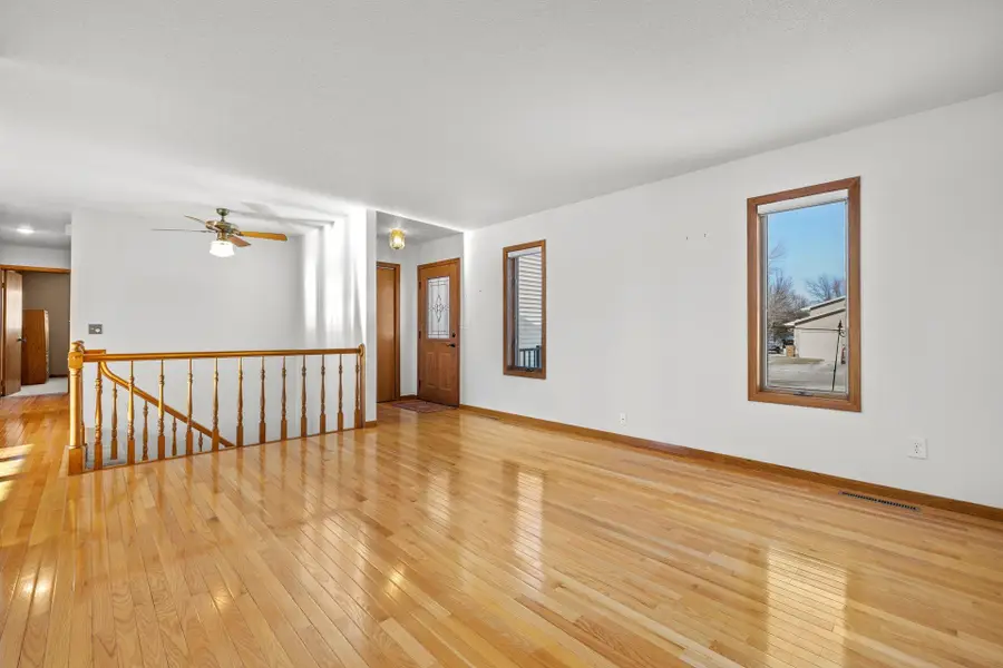 2609 11TH AVE NW, Minot, ND 58703 - Image #3