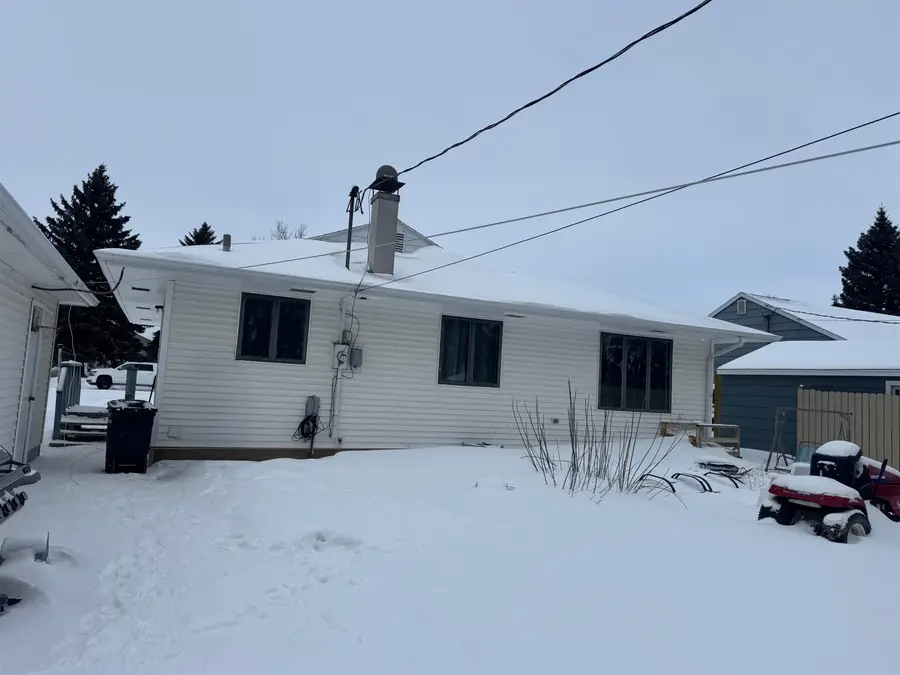 211 12TH ST W, Bottineau, ND 58318 - Image #3