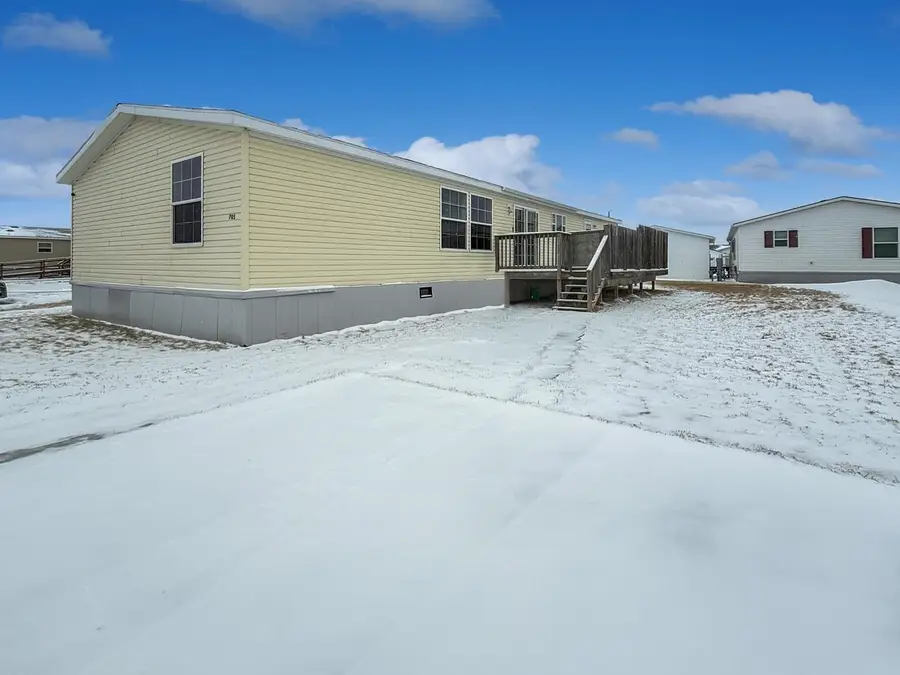 705 Coneflower Drive, Minot, ND 58701 - Image #2