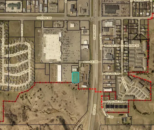 325 40th Ave SW, Minot, ND 58701